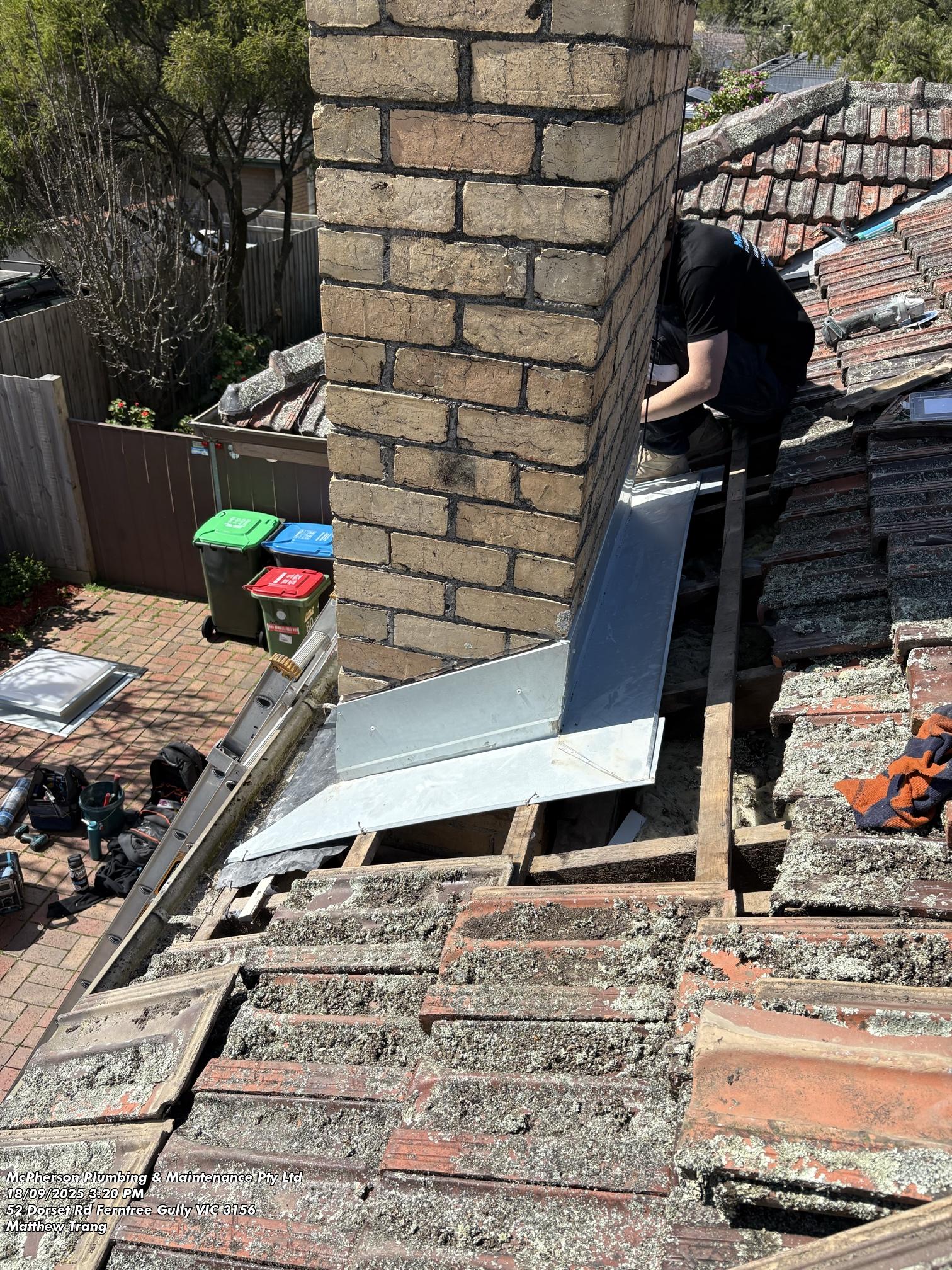 broekn roof